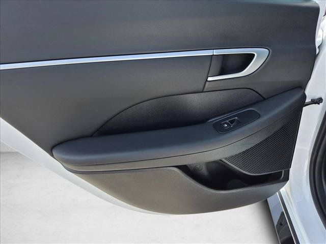 Certified 2026 Hyundai Sonata SEL FWD image 28