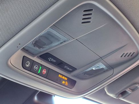 Used 2025 Chevrolet Malibu LT FWD image 14