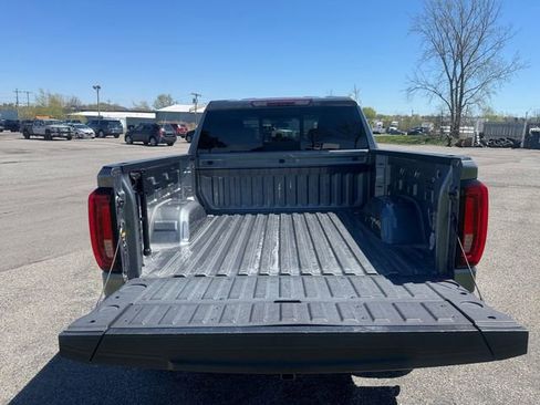 Used 2020 GMC Sierra 1500 SLT w/ SLT Premium Package AWD/4WD image 19