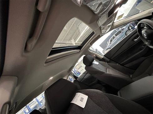 New 2025 Honda Accord SE image 21