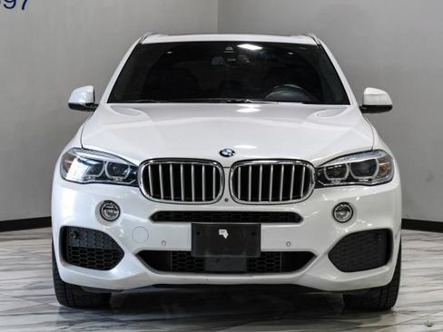 Used 2015 BMW X5 xDrive50i AWD/4WD image 9