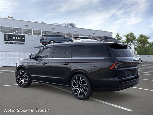 New 2026 Lincoln Navigator L Black Label AWD/4WD image 4