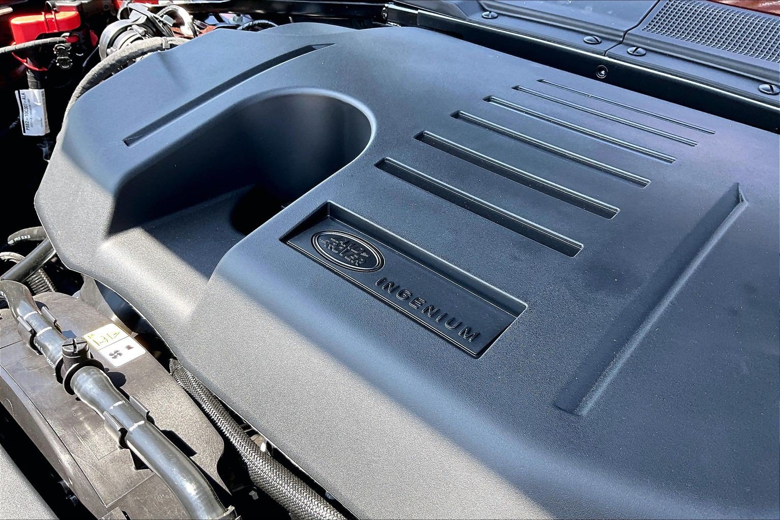 New 2026 Land Rover Defender 130 X-Dynamic SE AWD/4WD image 19