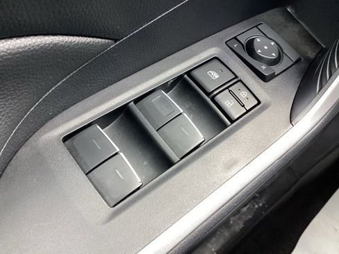 Used 2025 Toyota RAV4 XLE image 20