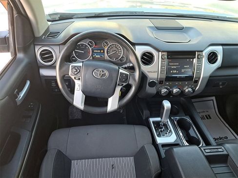 Used 2017 Toyota Tundra SR5 image 12
