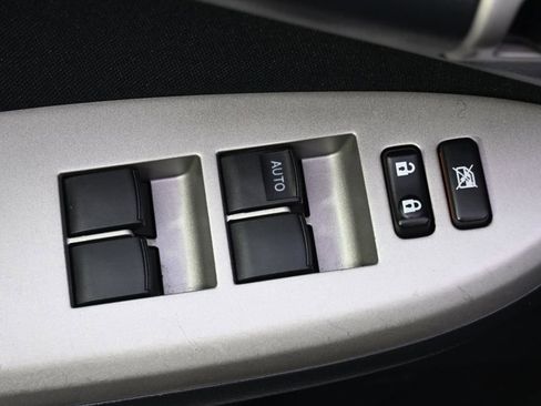 Used 2013 Toyota Corolla S FWD image 23