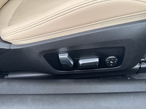 Used 2024 BMW 430i xDrive Coupe w/ Premium Package image 26