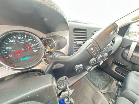 Used 2010 Chevrolet Silverado 1500 LT w/ Power Pack Plus image 14