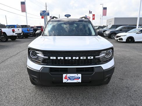 New 2025 Ford Bronco Sport Outer Banks w/ Outer Banks Tech Package+ image 9