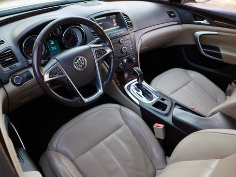 Used 2013 Buick Regal Premium image 4