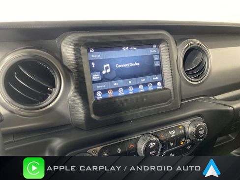 Used 2023 Jeep Wrangler Unlimited Sport AWD/4WD image 2