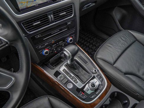 Used 2015 Audi Q5 2.0T Premium Plus w/ Technology Package image 18