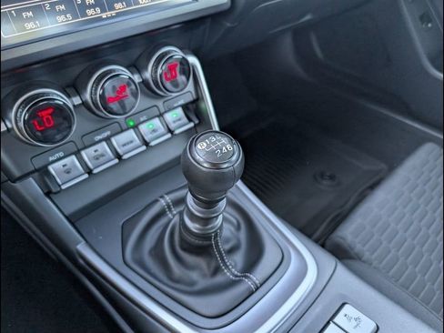 Used 2024 Toyota GR86 image 23