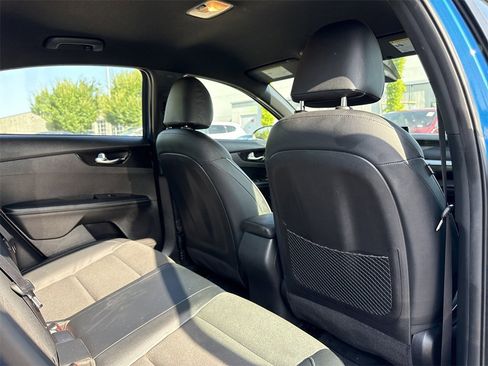 Used 2022 Kia Forte GT-Line image 16