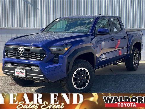 New 2025 Toyota Tacoma TRD Off-Road image 2