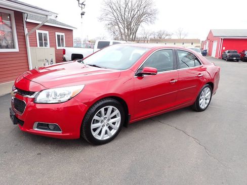 Used 2014 Chevrolet Malibu LT image 3