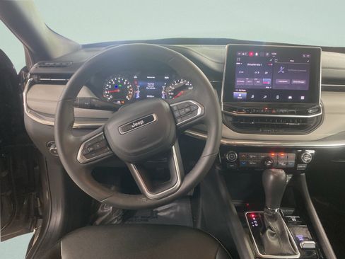 Used 2024 Jeep Compass Limited AWD/4WD image 16