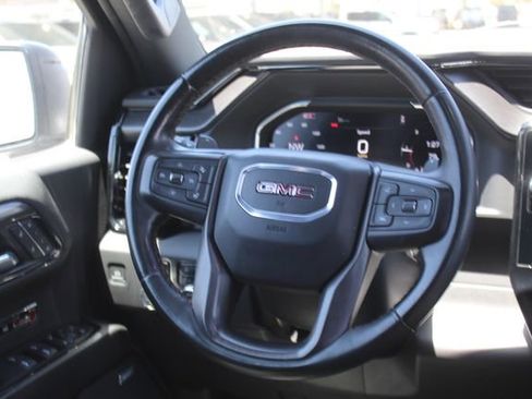 Used 2024 GMC Sierra 1500 AT4 w/ Technology Package AWD/4WD image 22