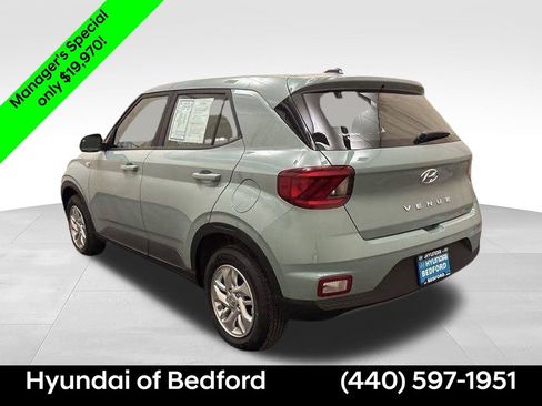 Certified 2026 Hyundai Venue SE FWD image 7