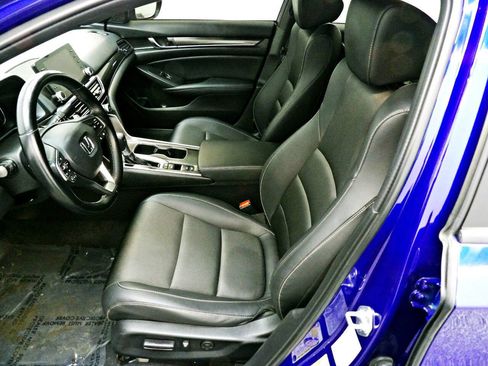 Used 2022 Honda Accord Sport image 8