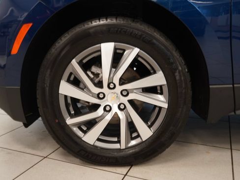 Used 2022 Chevrolet Equinox LT FWD image 17