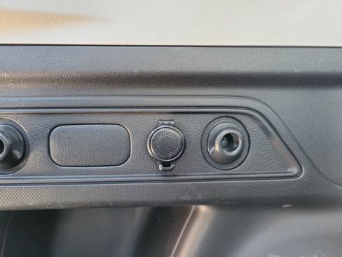 Used 2019 Subaru Forester Premium image 33