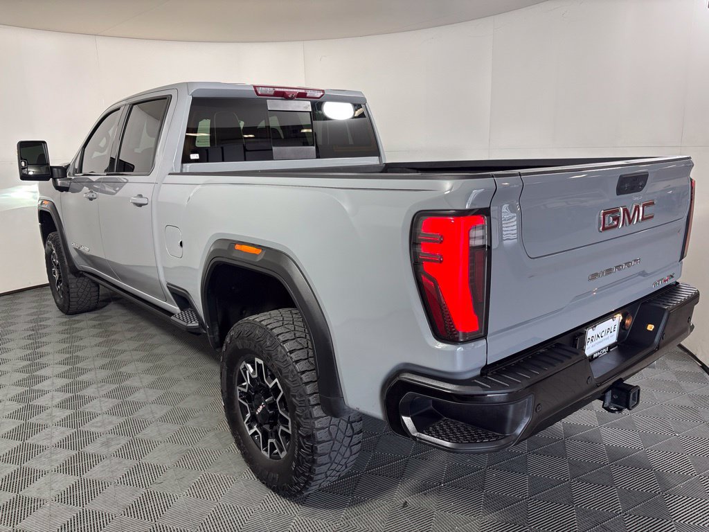 Used 2025 GMC Sierra 2500 AT4X AWD/4WD image 7