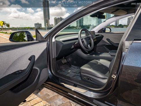 Used 2024 Tesla Model 3 Standard Range RWD image 60