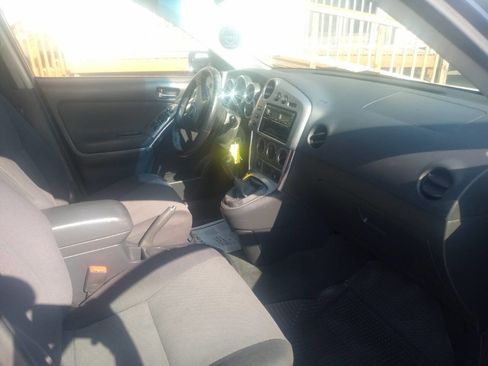 Used 2003 Toyota Matrix XR image 9