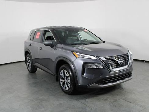 Certified 2022 Nissan Rogue SV FWD image 5