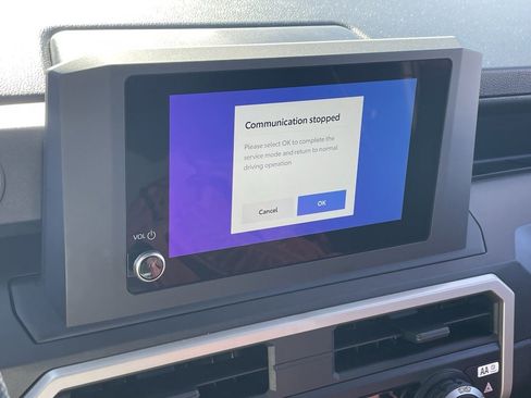 Used 2024 Toyota Tacoma SR image 6