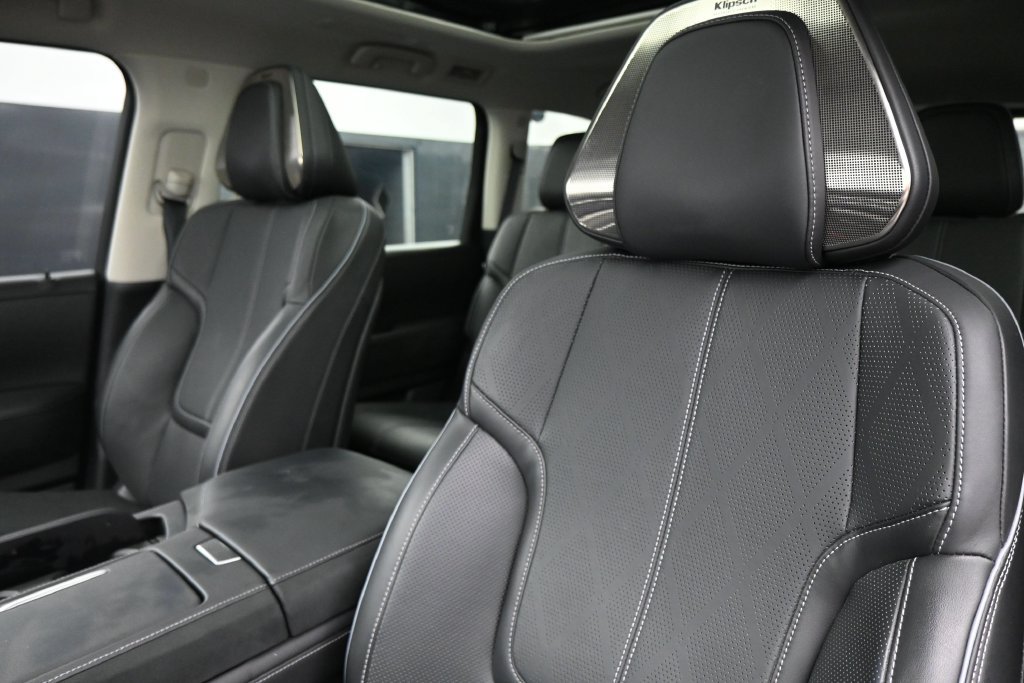Used 2025 INFINITI QX80 Sensory w/ Exterior Package AWD/4WD image 12