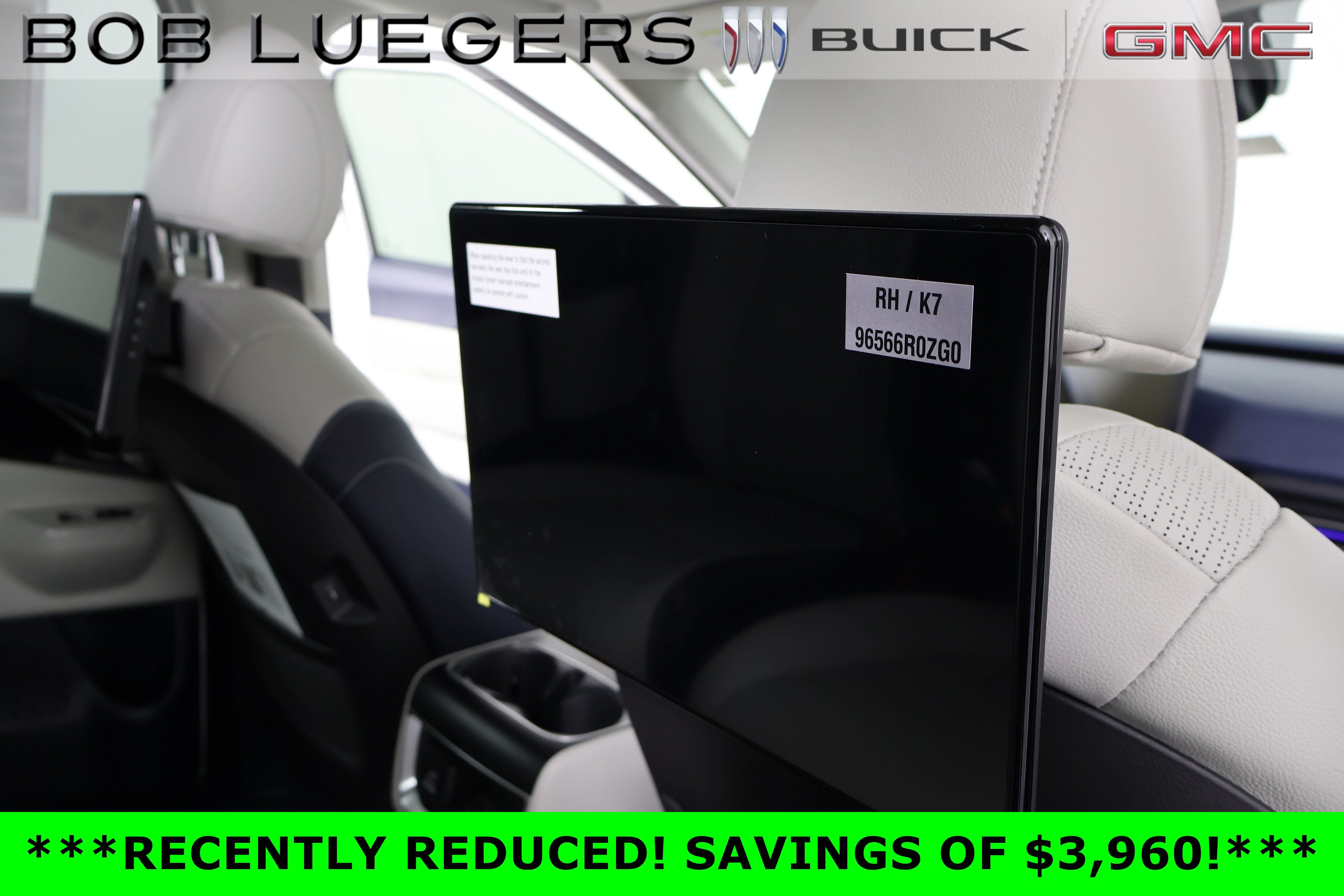 Used 2025 Kia Carnival SX Prestige FWD image 12