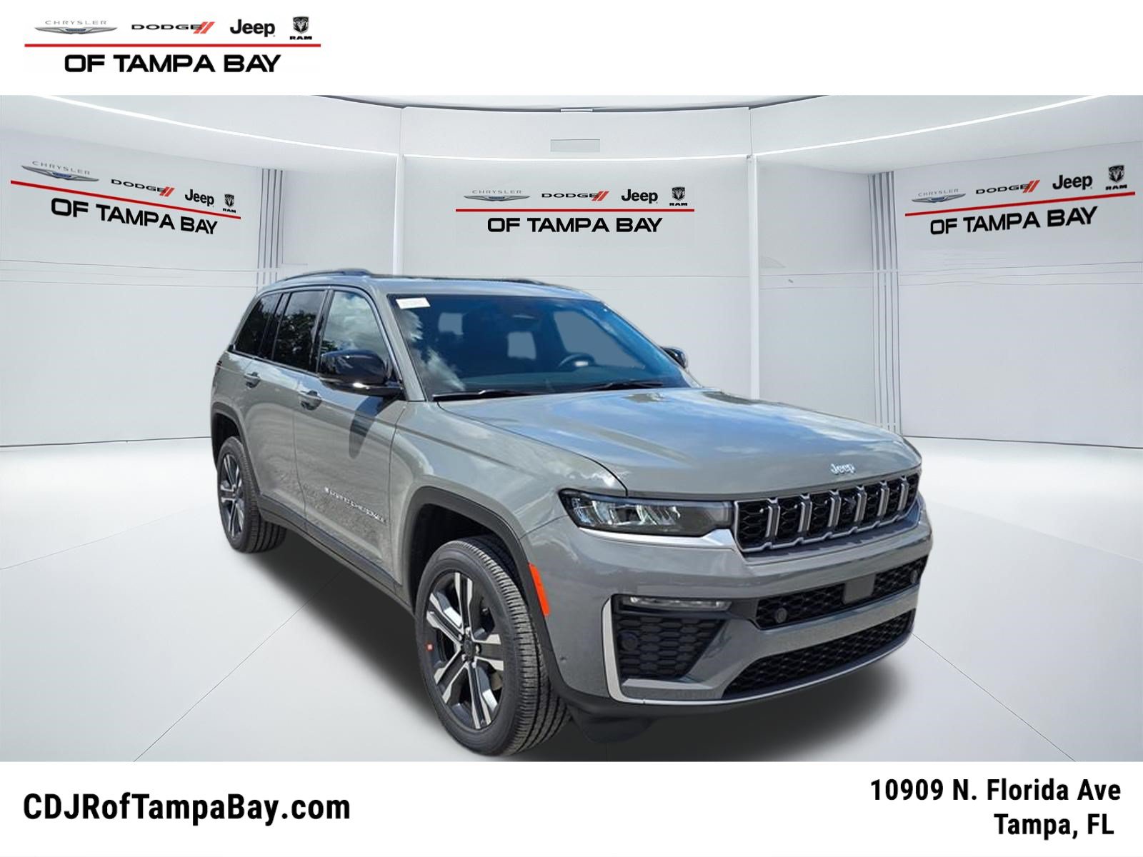 New 2027 Jeep Grand Cherokee Limited w/ Technology Group II AWD/4WD image 1