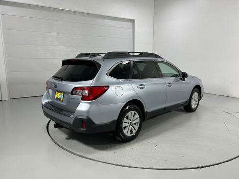 Used 2018 Subaru Outback 2.5i Premium image 33