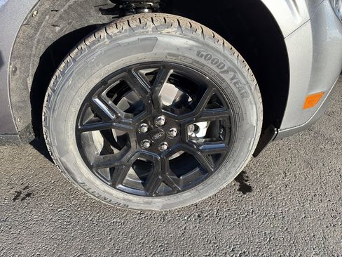 New 2026 Ford Maverick XLT w/ XLT Luxury Package image 16