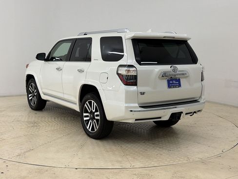 Used 2022 Toyota 4Runner Limited AWD/4WD image 3