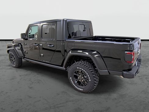 New 2026 Jeep Gladiator Willys image 2