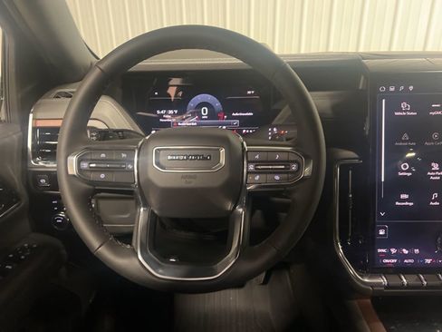 New 2026 GMC Yukon XL Denali w/ LPO, Floor Liner Package image 14