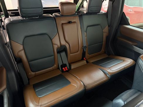 Used 2023 Ford Bronco Outer Banks AWD/4WD image 19