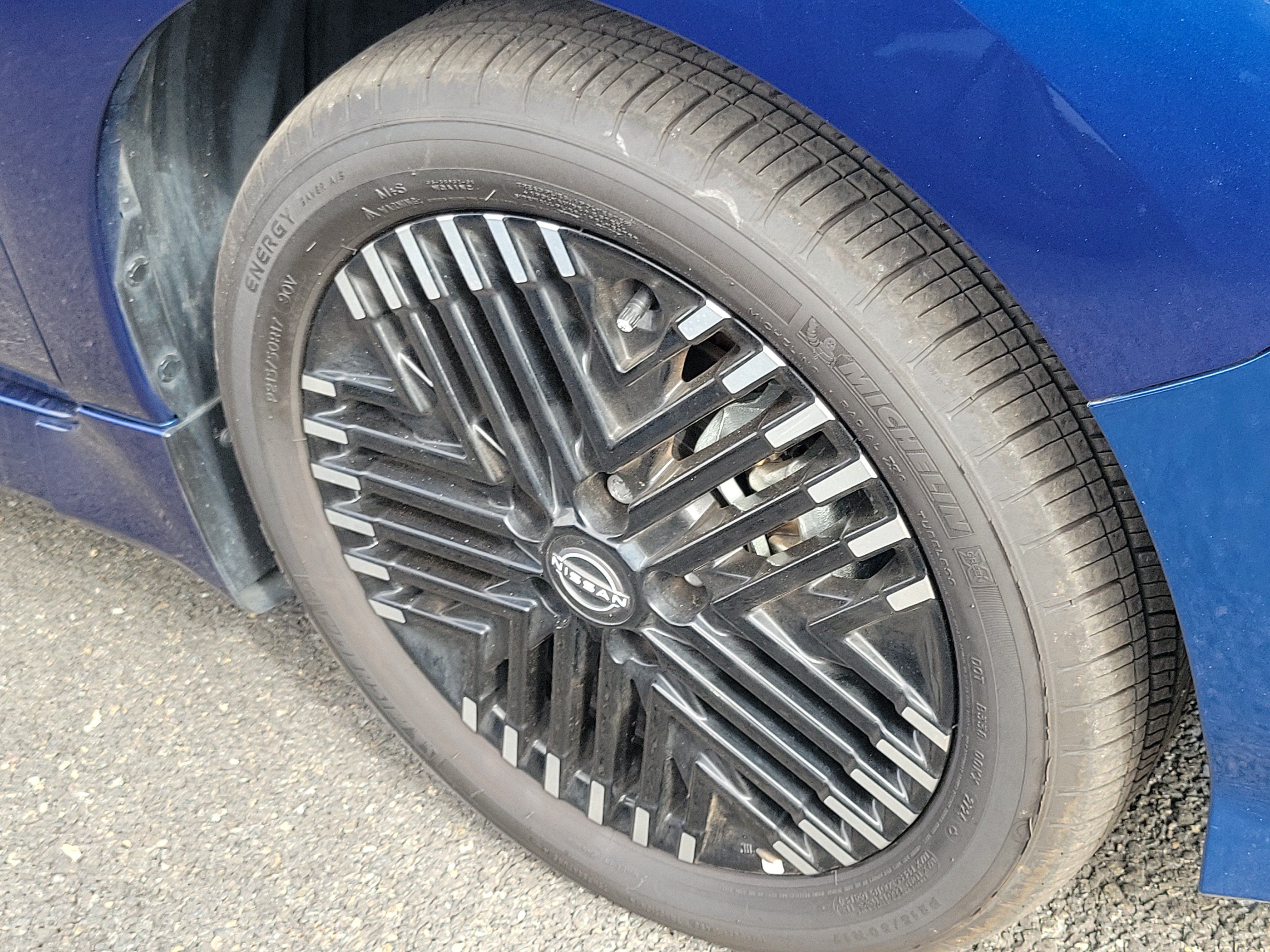 Used 2025 Nissan Leaf SV Plus FWD image 4