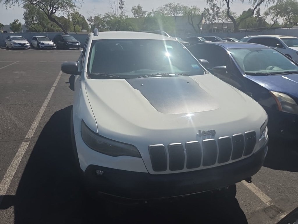 Used 2019 Jeep Cherokee Trailhawk AWD/4WD image 7