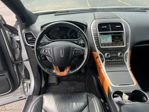 Used 2016 Lincoln MKX Select w/ Select Plus Package FWD image 15