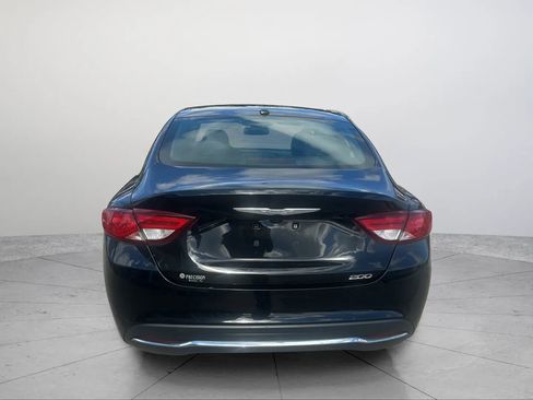 Used 2015 Chrysler 200 Limited w/ Convenience Group image 14
