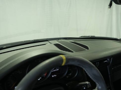Certified 2019 Porsche 911 GT3 RS image 16