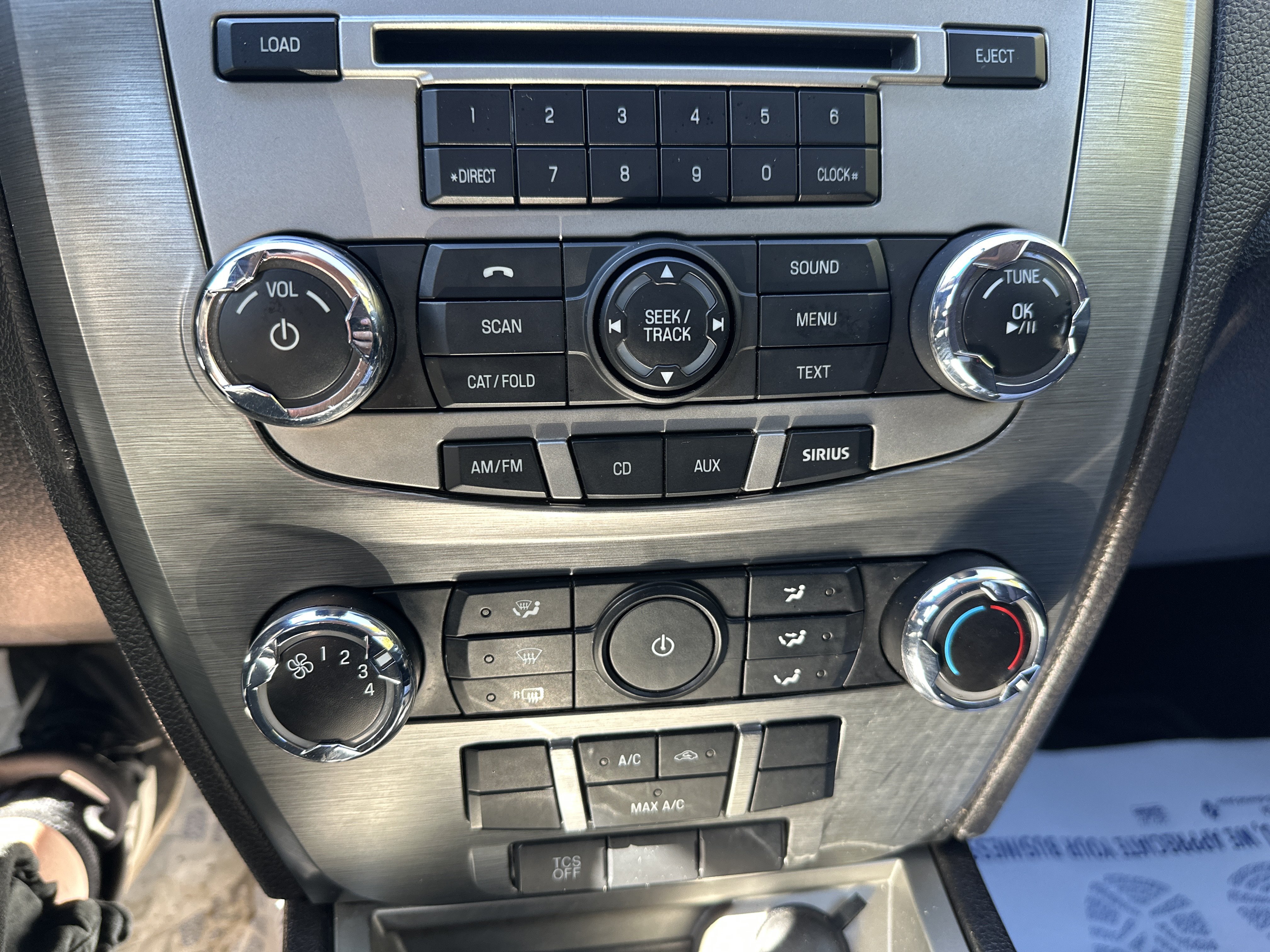 Used 2012 Ford Fusion SE FWD image 16