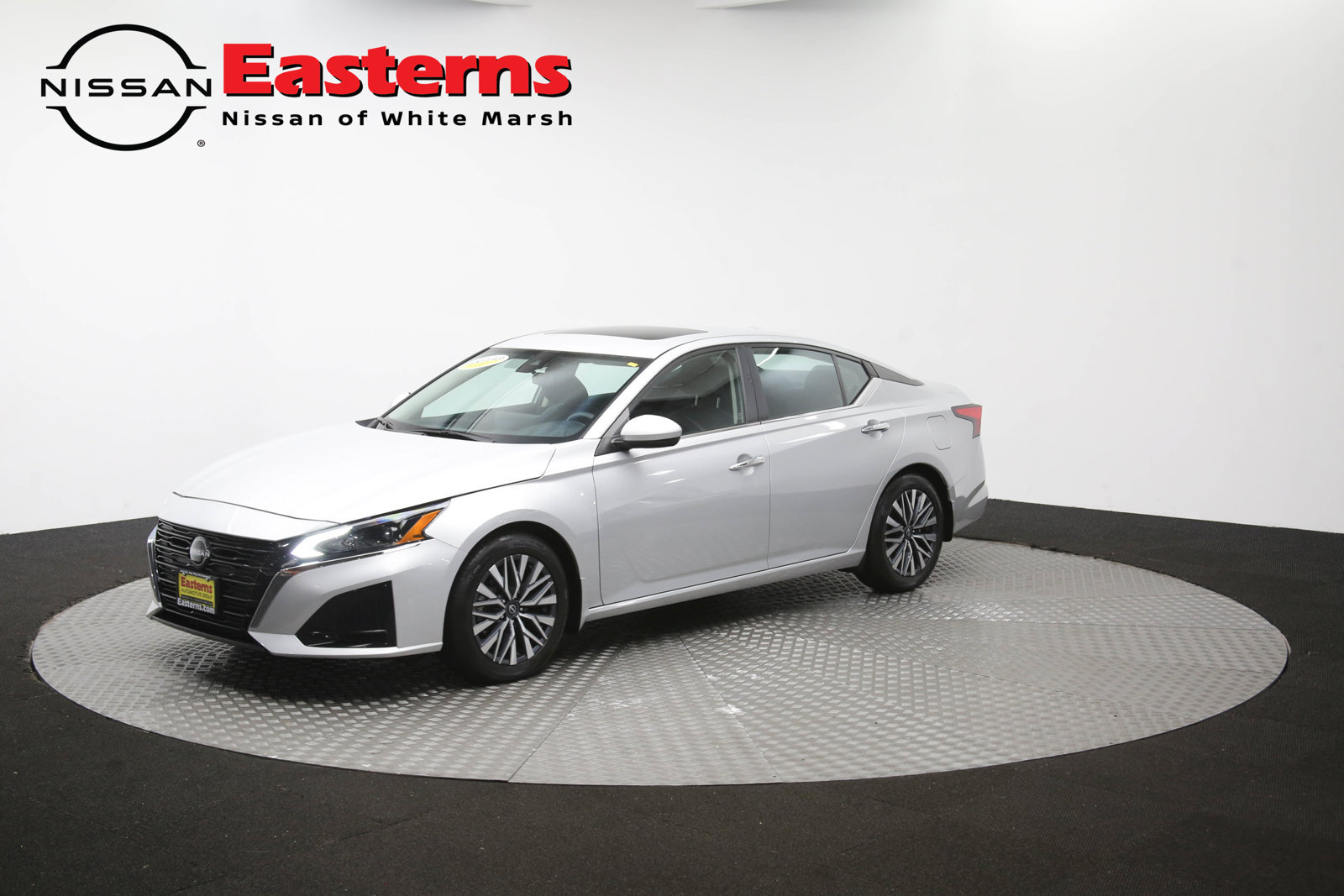 Used 2024 Nissan Altima 2.5 SV w/ SV Premium Package FWD image 56