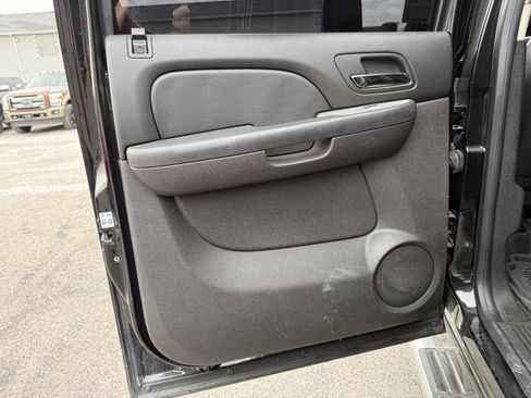 Used 2014 Chevrolet Silverado 3500 LTZ w/ LTZ Plus Package image 22