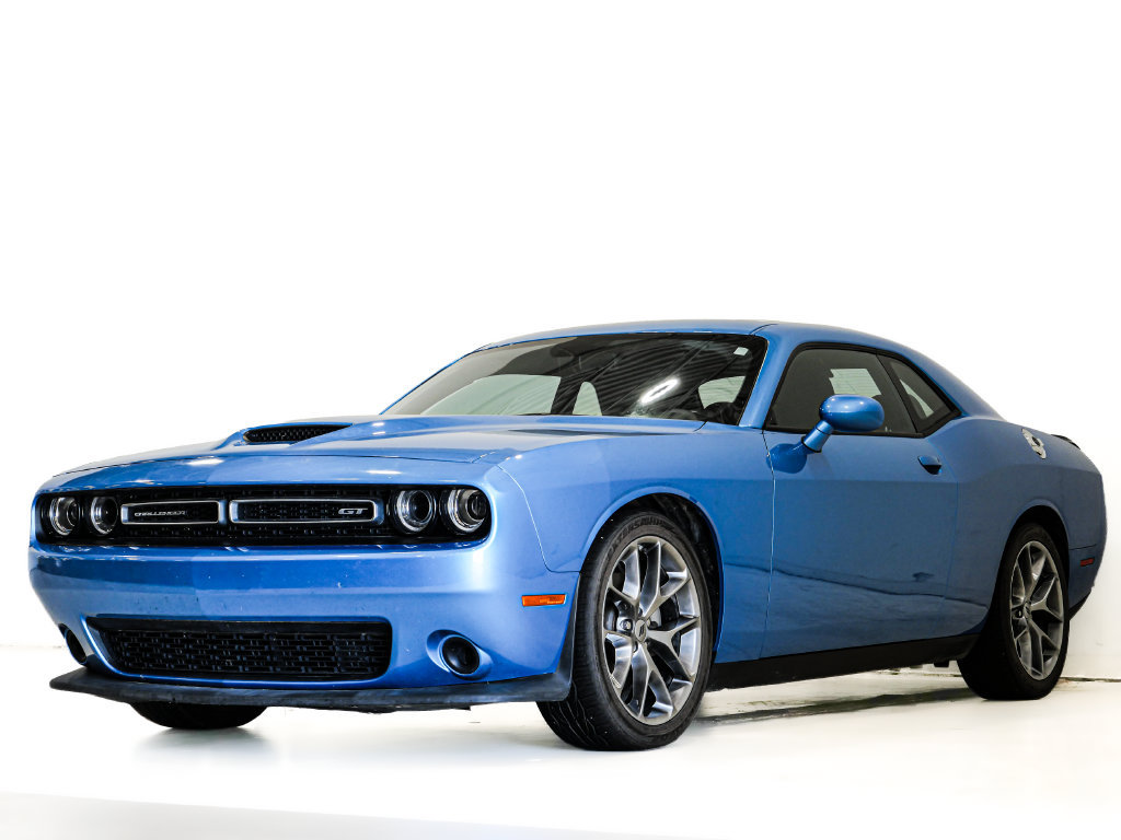 Used 2023 Dodge Challenger GT RWD image 3