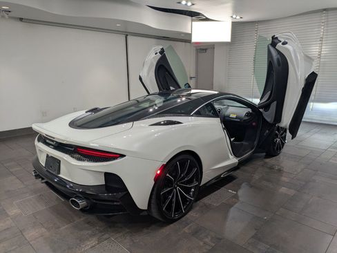 New 2025 McLaren GTS image 26